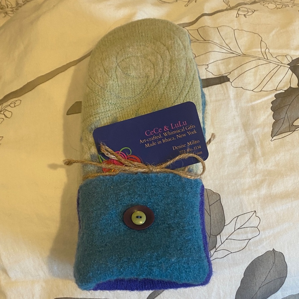 CeCe & Lulu Wool “Upcycled”Sweater Mittens